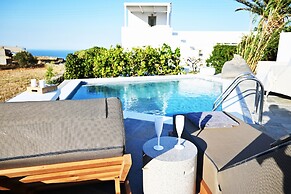Villa Arades Sifnos with Private Pool