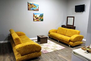 Big Life Hotel