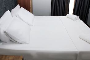 Big Life Hotel