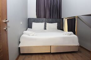 Big Life Hotel