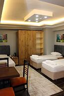 Big Life Hotel