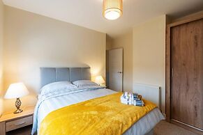 Impeccable Luxury 2-bed House in Sheffield