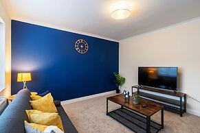 Impeccable Luxury 2-bed House in Sheffield