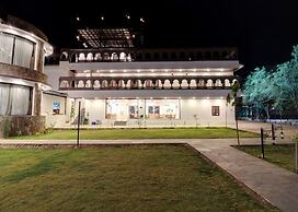 Keshav Resort