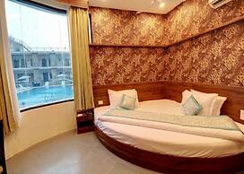 Keshav Resort