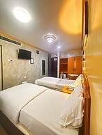 Maaeen Hotel