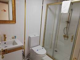 Rosa Therapy Hotel