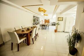 Rosa Therapy Hotel
