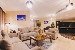 Golden Ship Hotel