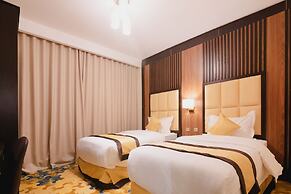 Golden Ship Hotel