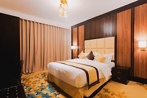 Golden Ship Hotel