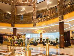 Golden Ship Hotel