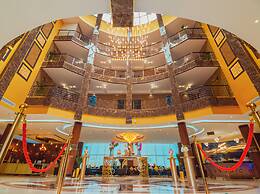 Golden Ship Hotel