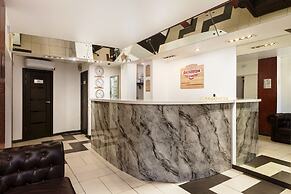 Hotel Discovery
