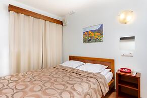 Hotel Discovery
