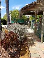 Glossop Motel