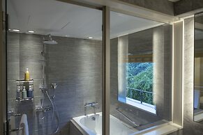moksa Rebirth Hotel