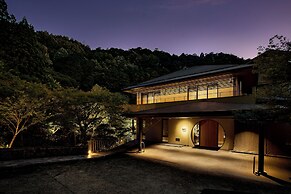 moksa Rebirth Hotel