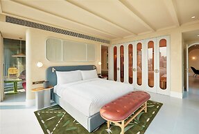 The Standard, Bangkok Mahanakhon