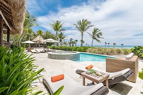 Two Ocean View Caleton Villas in CapCana