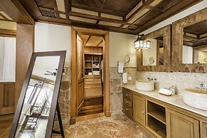Two Ocean View Caleton Villas in CapCana