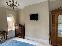 The Old Lodge Guest House