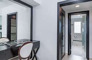 Luxury beachfront villa in Los Corales