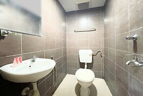 OYO 90324 Muar Station Hotel