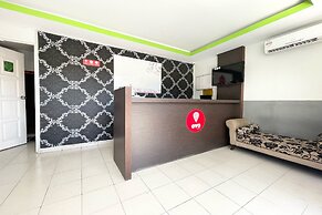 OYO 90324 Muar Station Hotel
