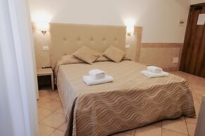 Hotel Alex Square