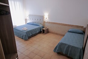 Hotel Alex Square