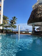 Lighthouse Beach Villas