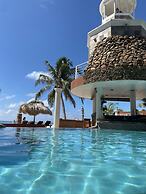 Lighthouse Beach Villas