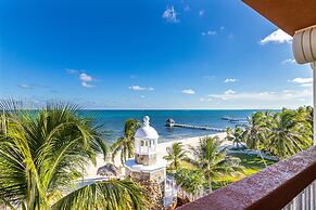 Lighthouse Beach Villas
