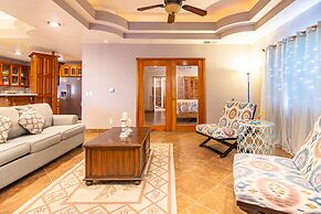 Lighthouse Beach Villas