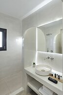 Onyx Hotel & Suites