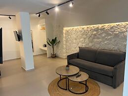 Onyx Hotel & Suites