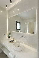 Onyx Hotel & Suites