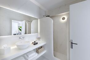 Onyx Hotel & Suites