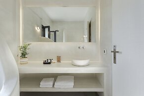 Onyx Hotel & Suites