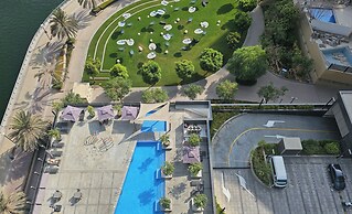 Sophisticated One Bedroom with full Marina View