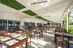 Utopia Beach Club