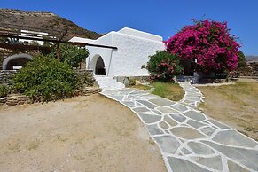 Petra Holiday Village