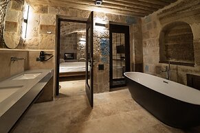Luvi Cave Hotel