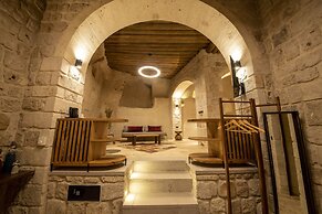 Luvi Cave Hotel