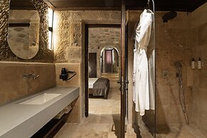 Luvi Cave Hotel