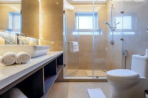 Hotel Le ROI Lake View koti