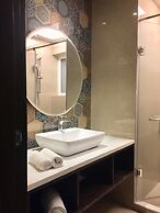 Hotel Le ROI Lake View koti