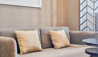 Sleek Studio in Privé with Stunning Canal View