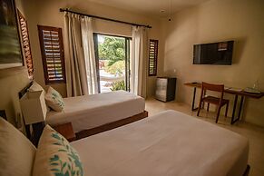 Blue Palm Bacalar